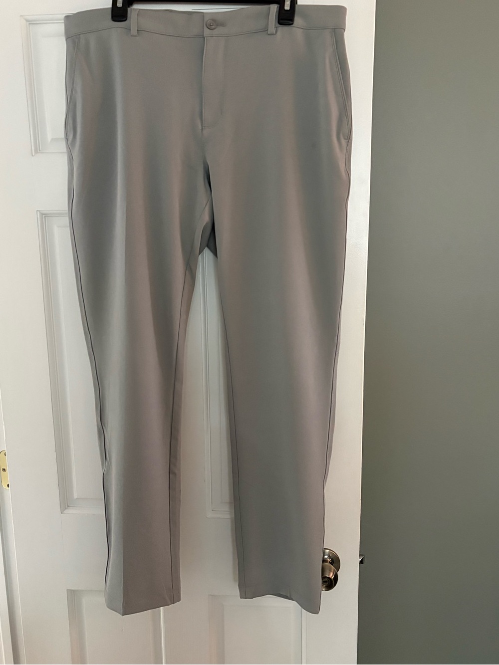 Greg Norman Collection Light Gray Chinos